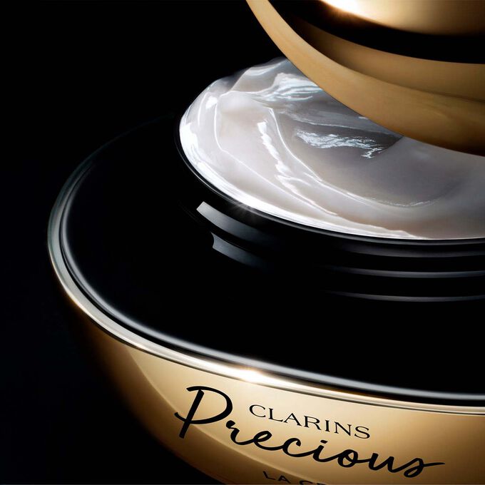 Precious La Crème Soft Cream